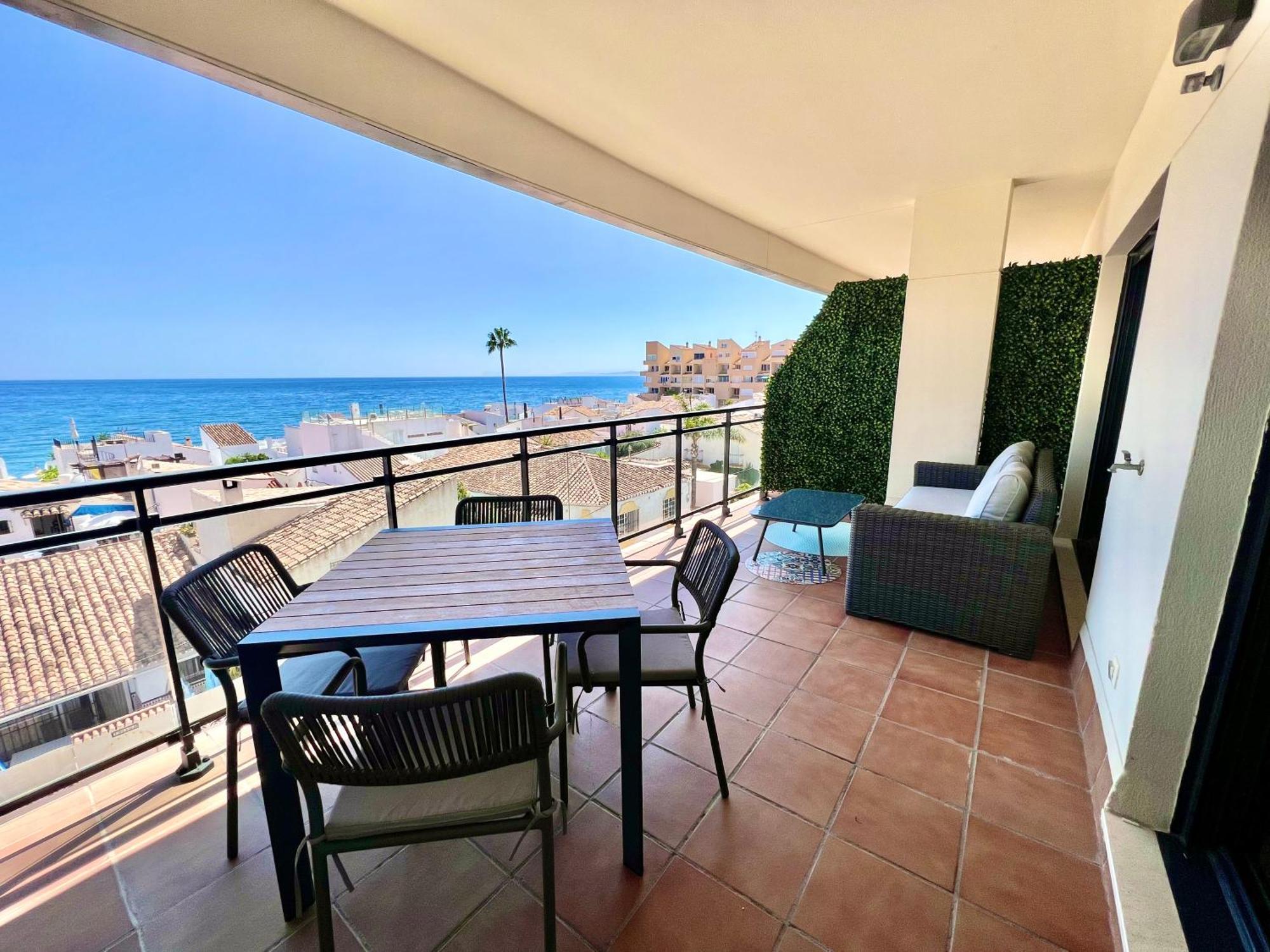 Breathtaking Sea View Apartment Estepona Ngoại thất bức ảnh